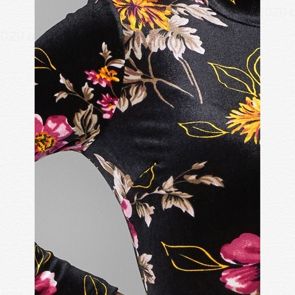 LAST ONE: Floral Printed Velvet Dress - Picture 3 of 4